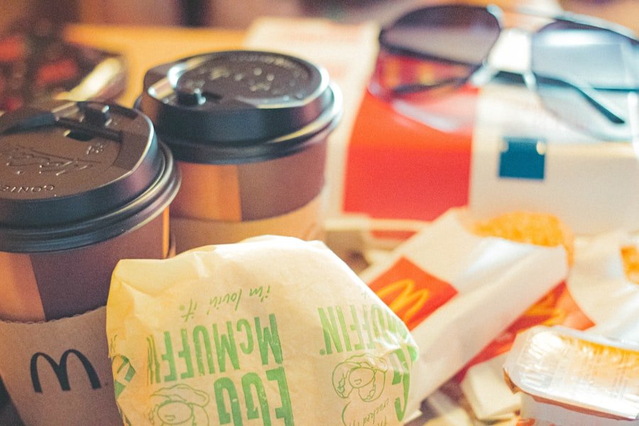 Fast Food, Acne